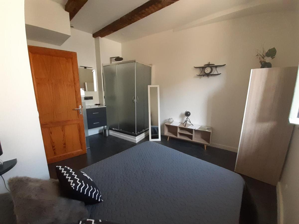 เช ติฟิล Bed & Breakfast เอสตัง ภายนอก รูปภาพ